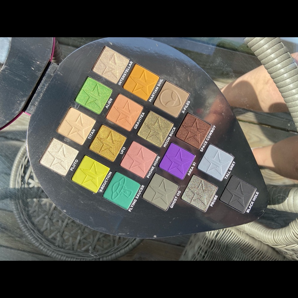 Jeffree Star Alien Palette